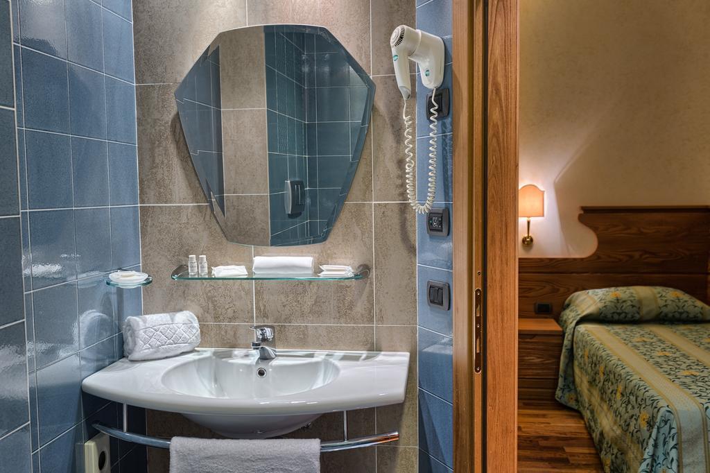 Classic Single Room